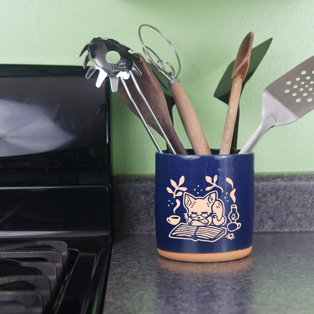 Kitchen Utensil Holder - Farmhouse Style