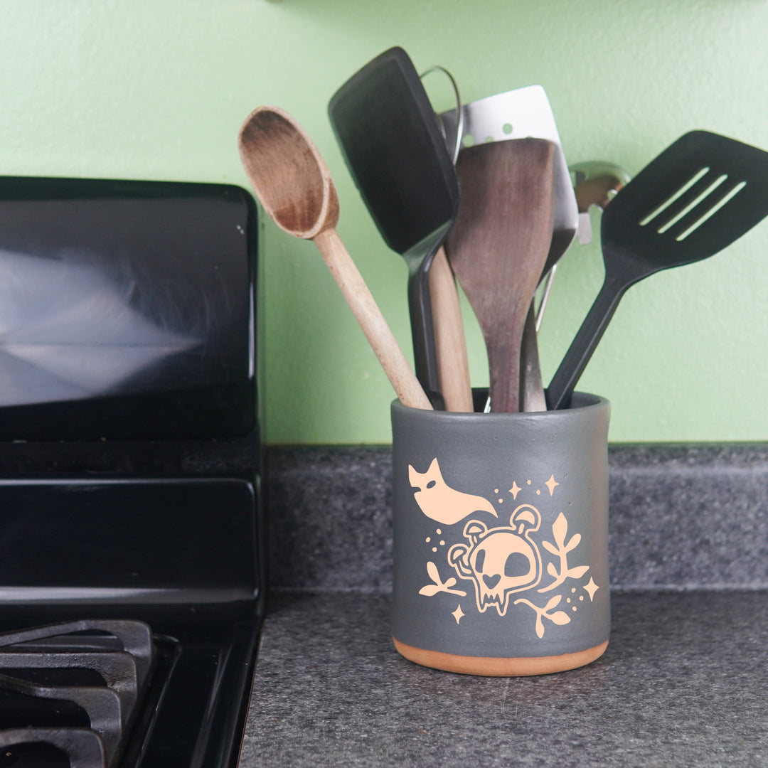 Kitchen Utensil Holder - Farmhouse Style