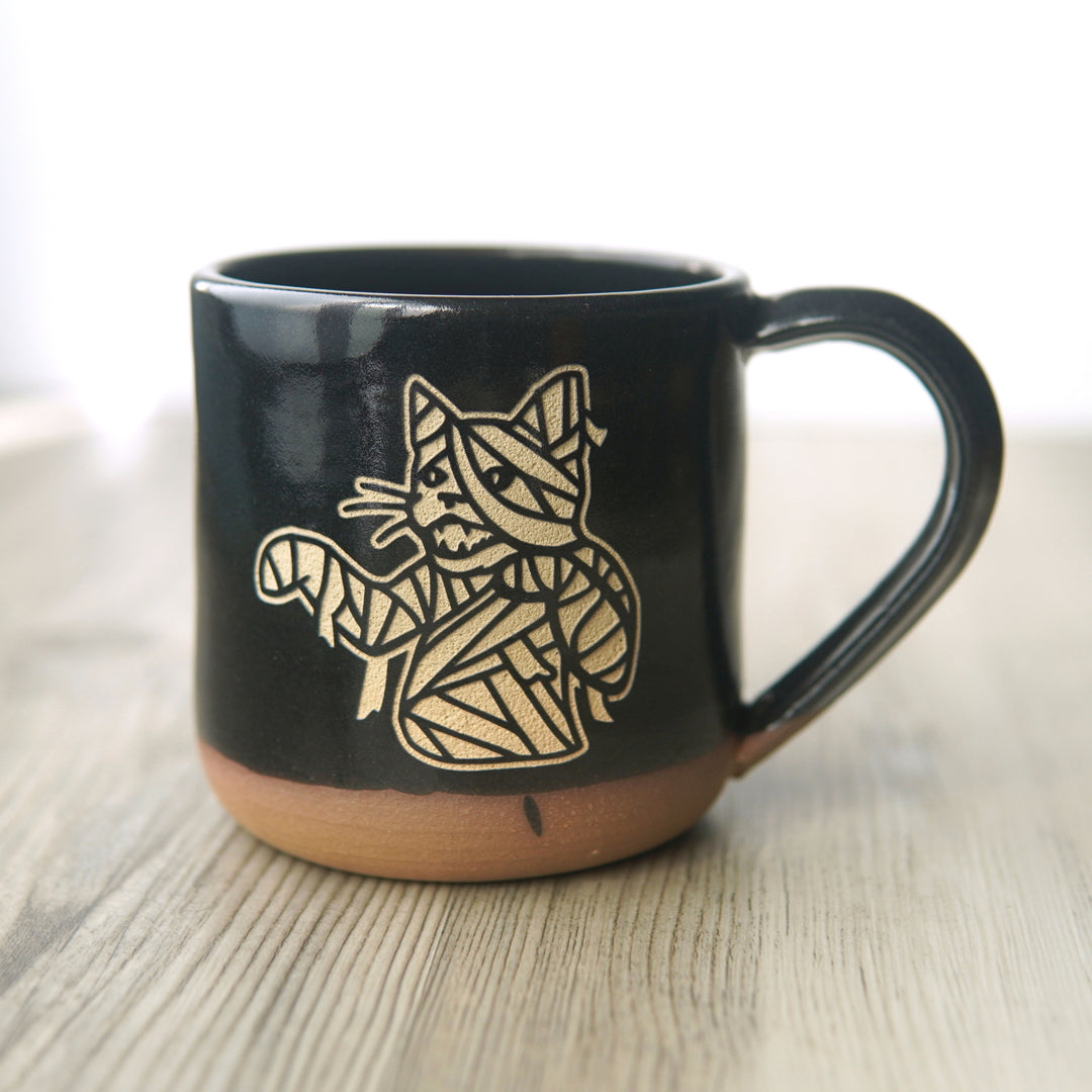 Mummy Cat Mug, Farmhouse Style Handmade Pottery