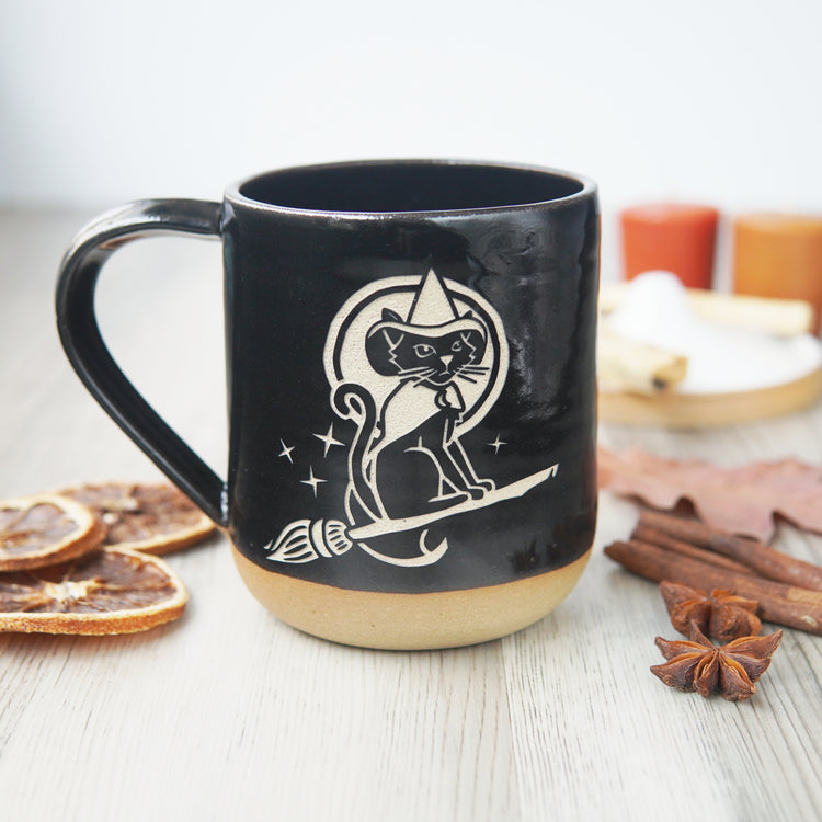witch cat mug in black