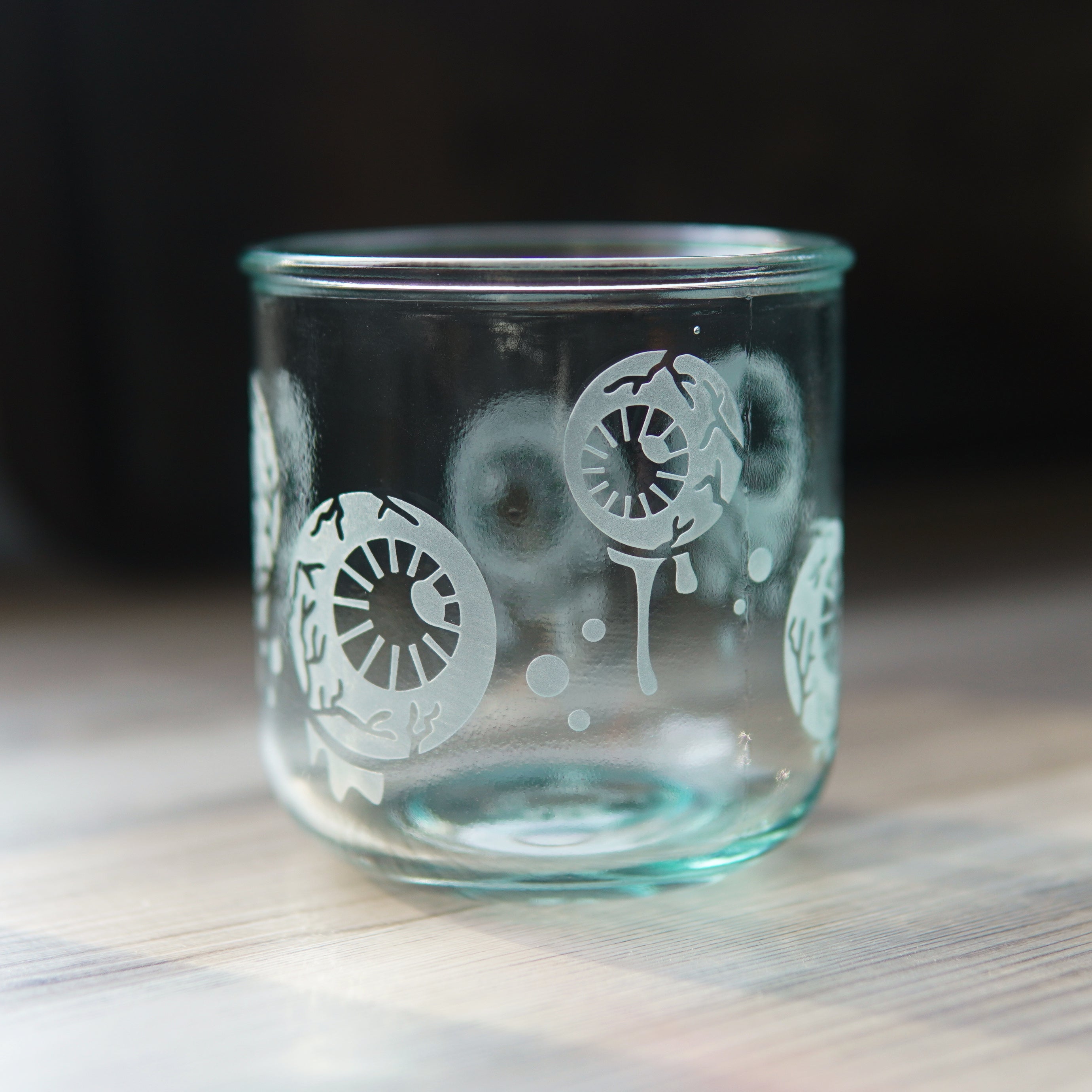 eyeballs short glass cup