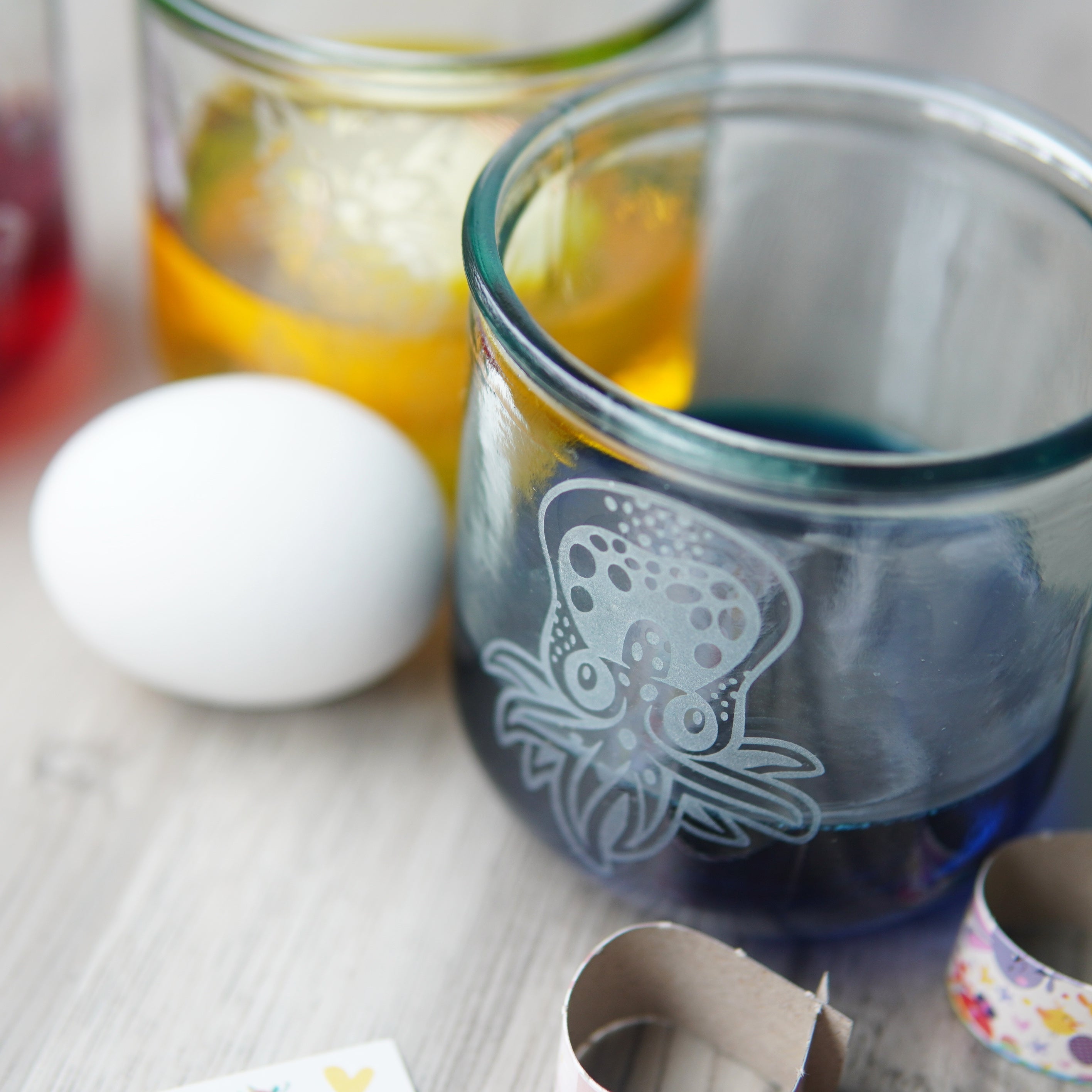 octopus etched short glass with an Easter egg and colored dye