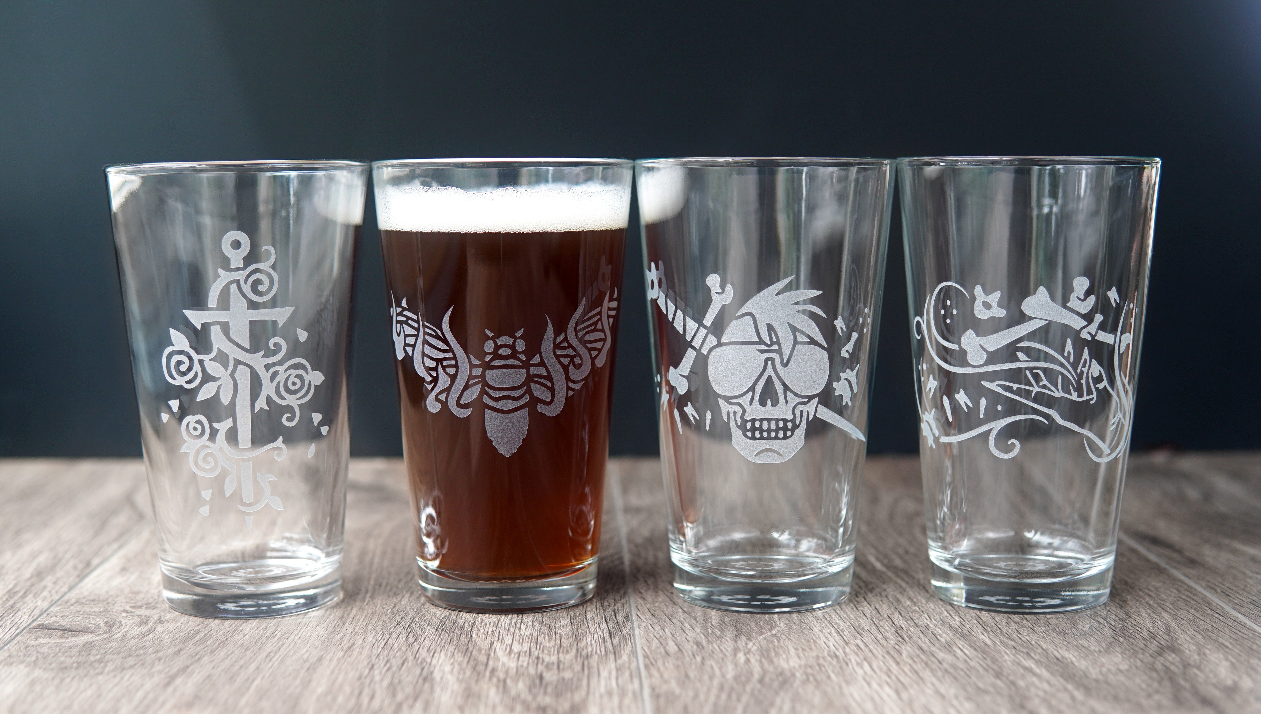 4 etched pint glasses