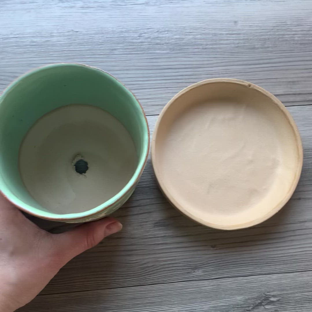 Farmhouse Planter with Saucer, Engraved-to-Order with any stock design