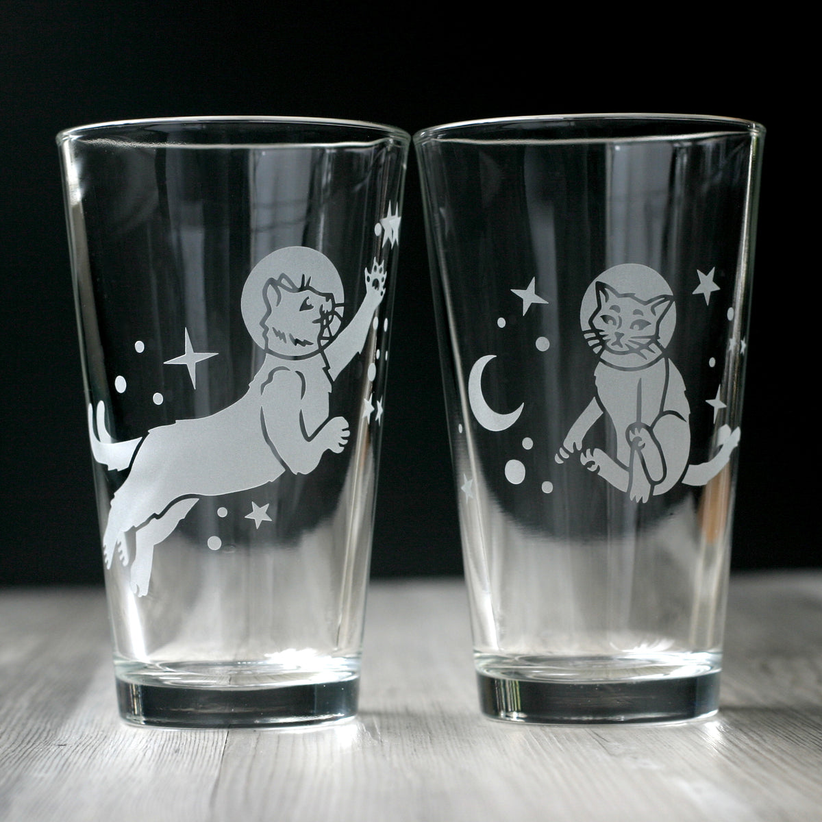 Astronaut Cat Beer Pint Glass - dishwasher-safe etched glassware – Bread  and Badger