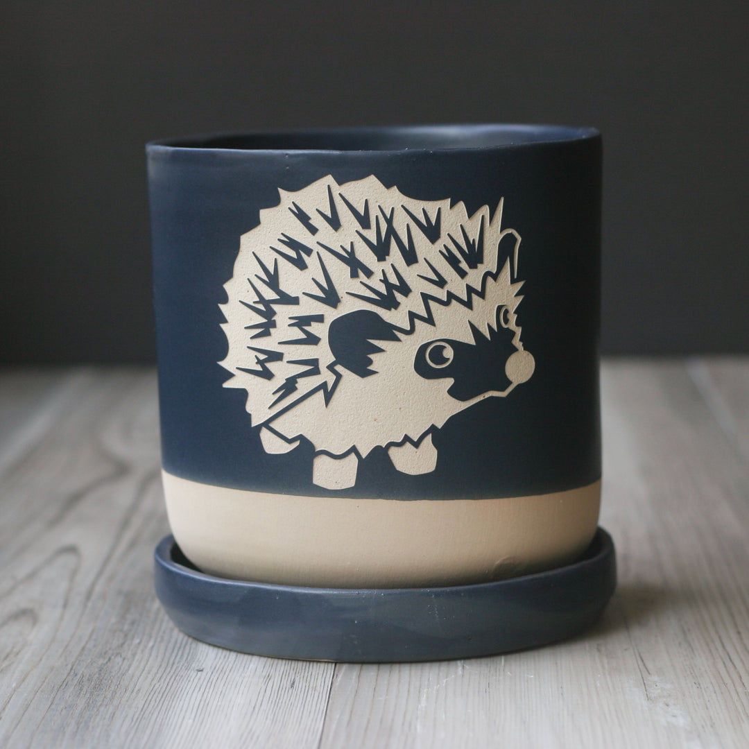 Farmhouse Planter with Saucer, Engraved-to-Order with any stock design
