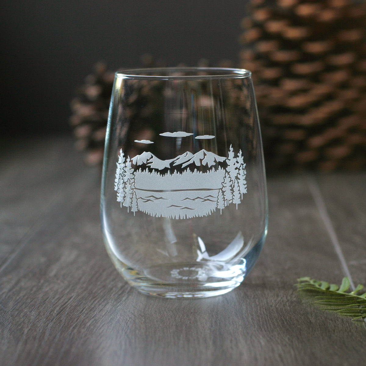 Vermont Pine Tree Etched Stemless Wine Glass - 15 oz – Alpine Drift