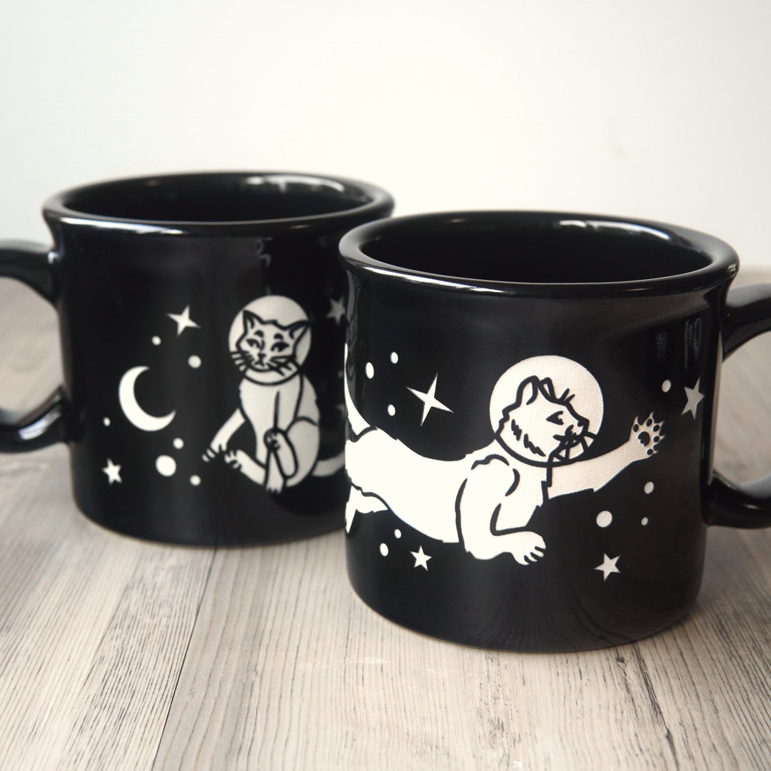 Space Cat Camp Mug - Dishwasher-Safe, Microwave-Safe