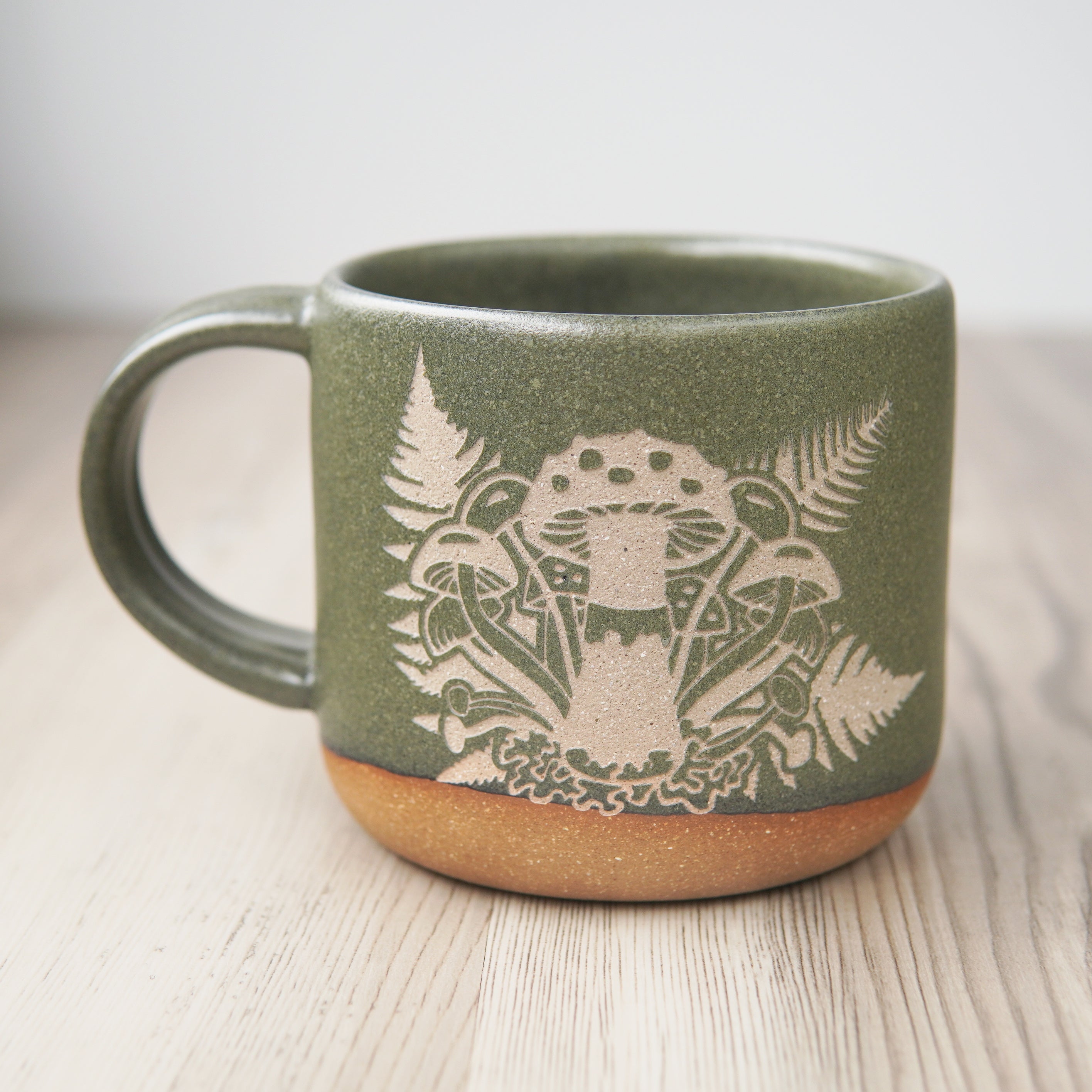 Mushroom + Ferns engraved mug in Moss green