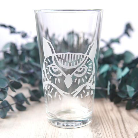 Great Horned Owl Pint Glass - etched glassware