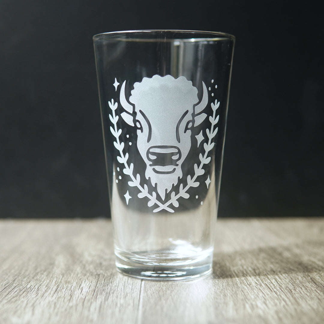 Bison Pint Glass - Buffalo etched glassware