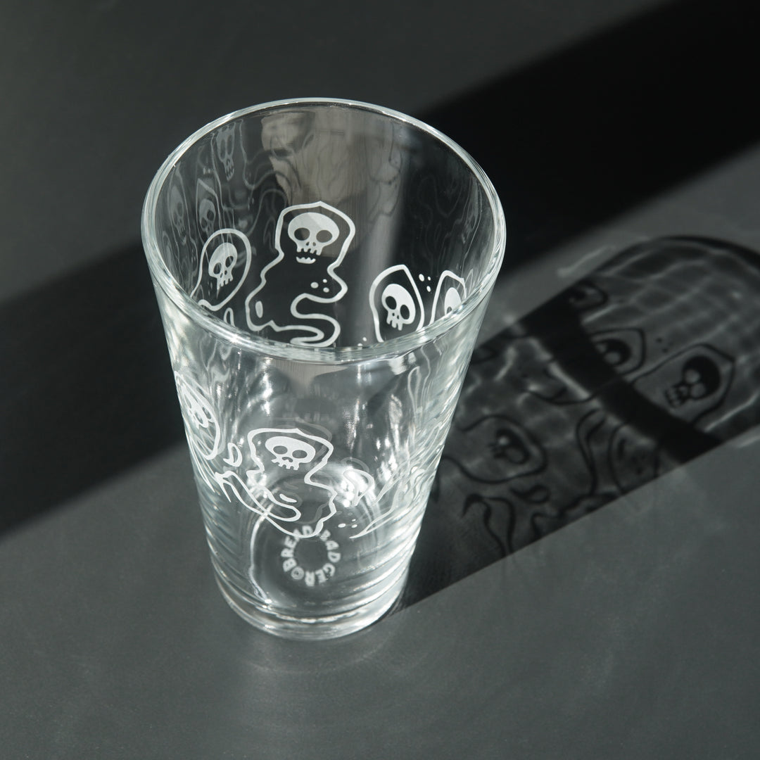 Wraiths Pint Glass - etched Halloween glassware