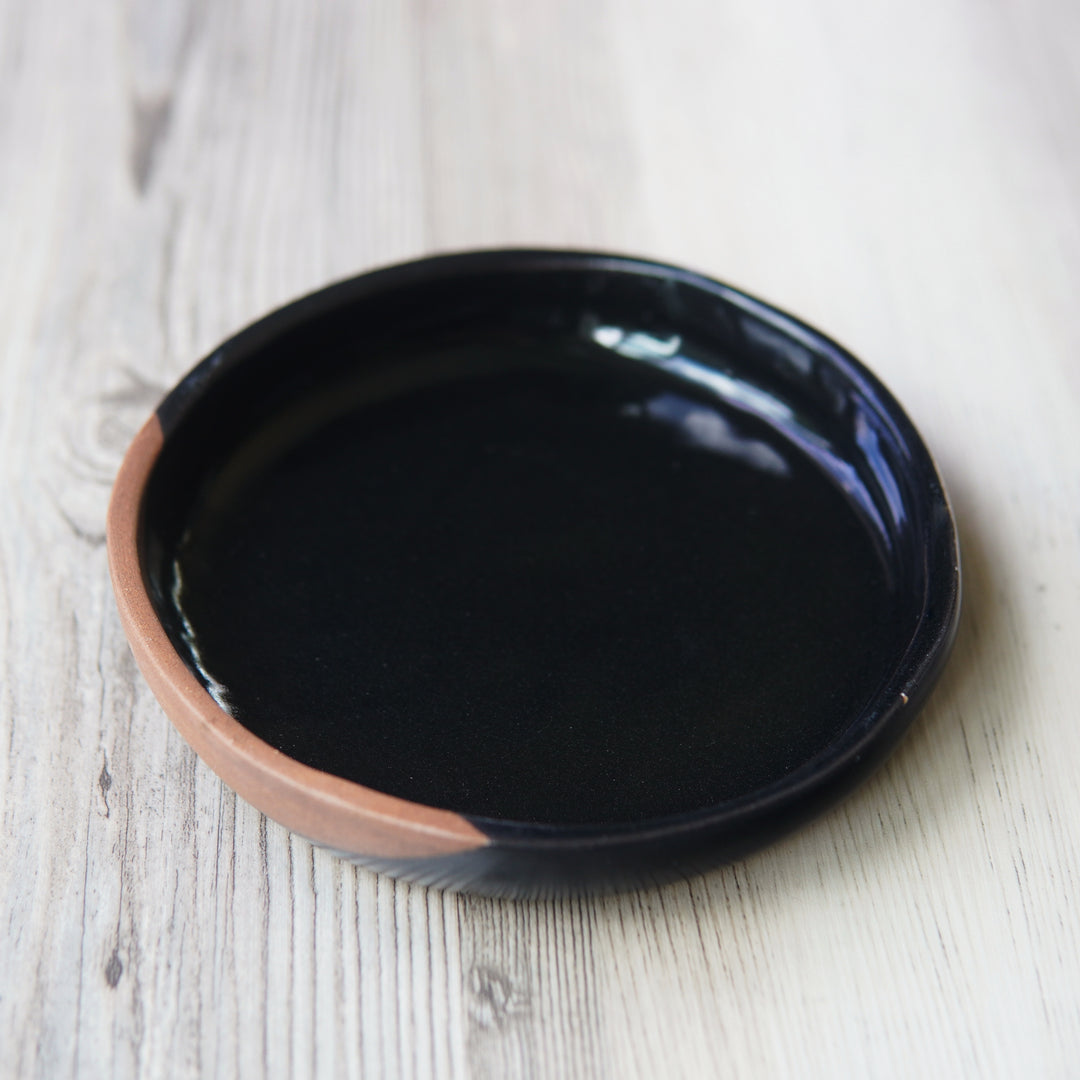exposed edge planter drip tray