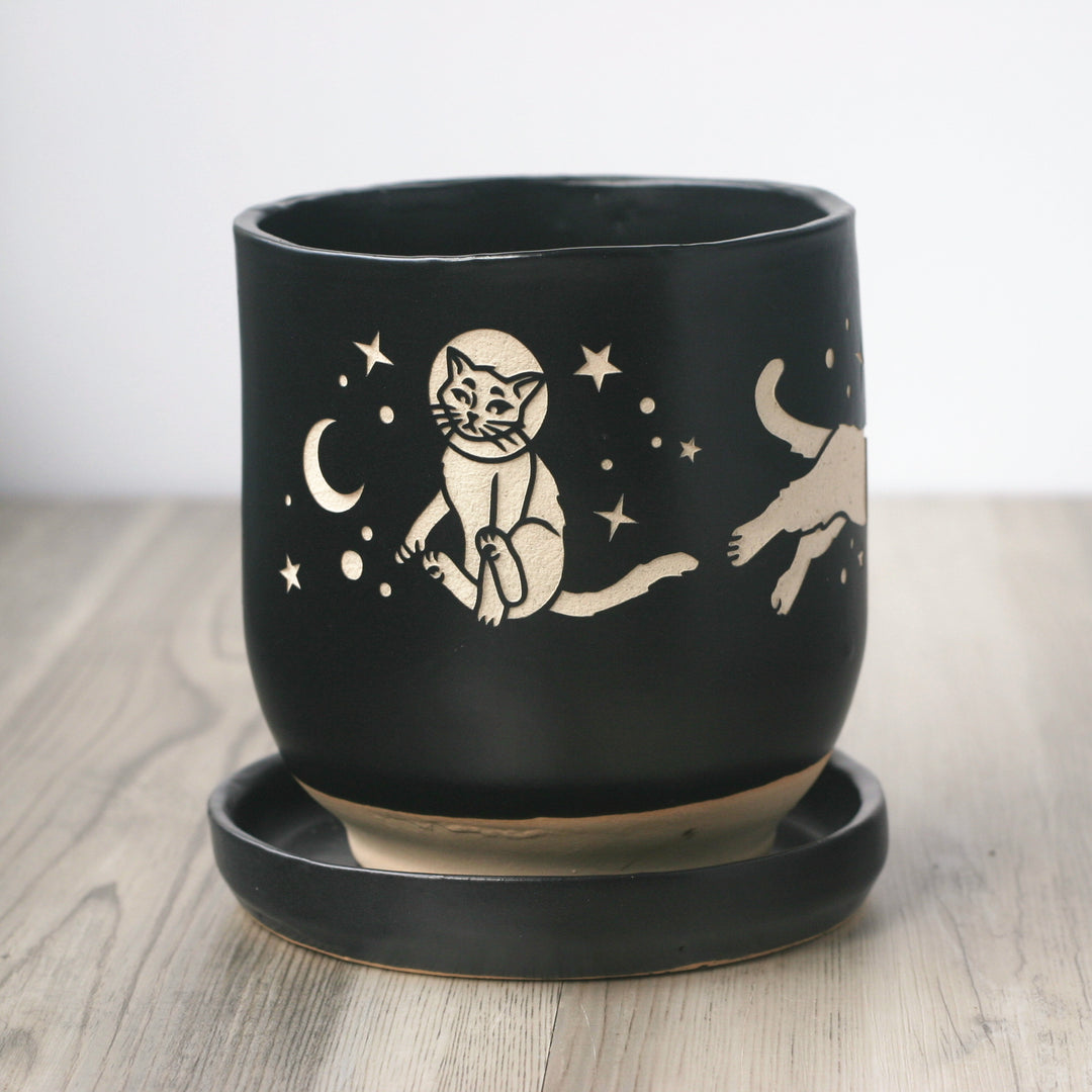 Space Cats Farmhouse Planter with Saucer