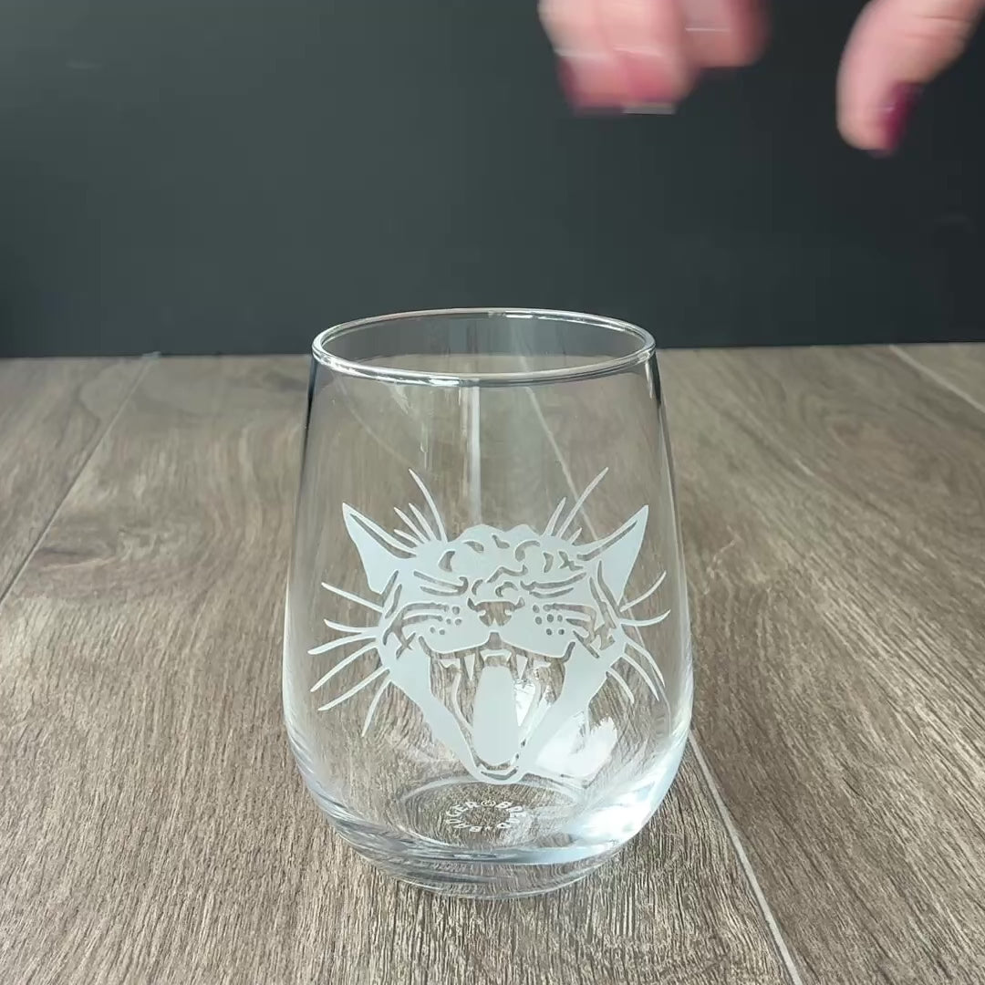 Screaming Cat Stemless Wine Glass - etched glassware