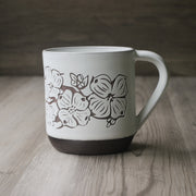 dogwood flower mug in white/chocolate clay
