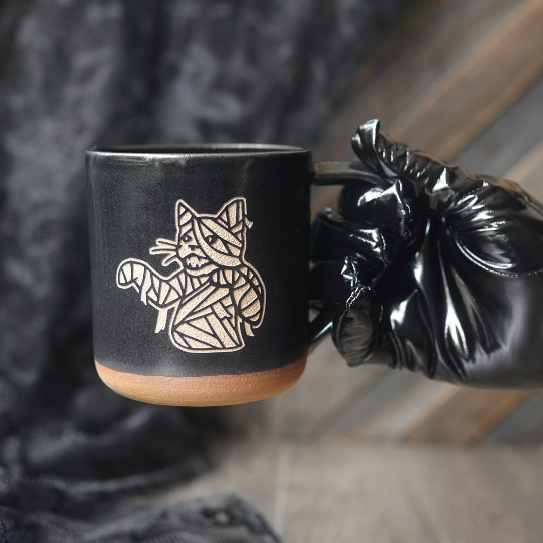 Mummy Cat Mug, Farmhouse Style Handmade Pottery