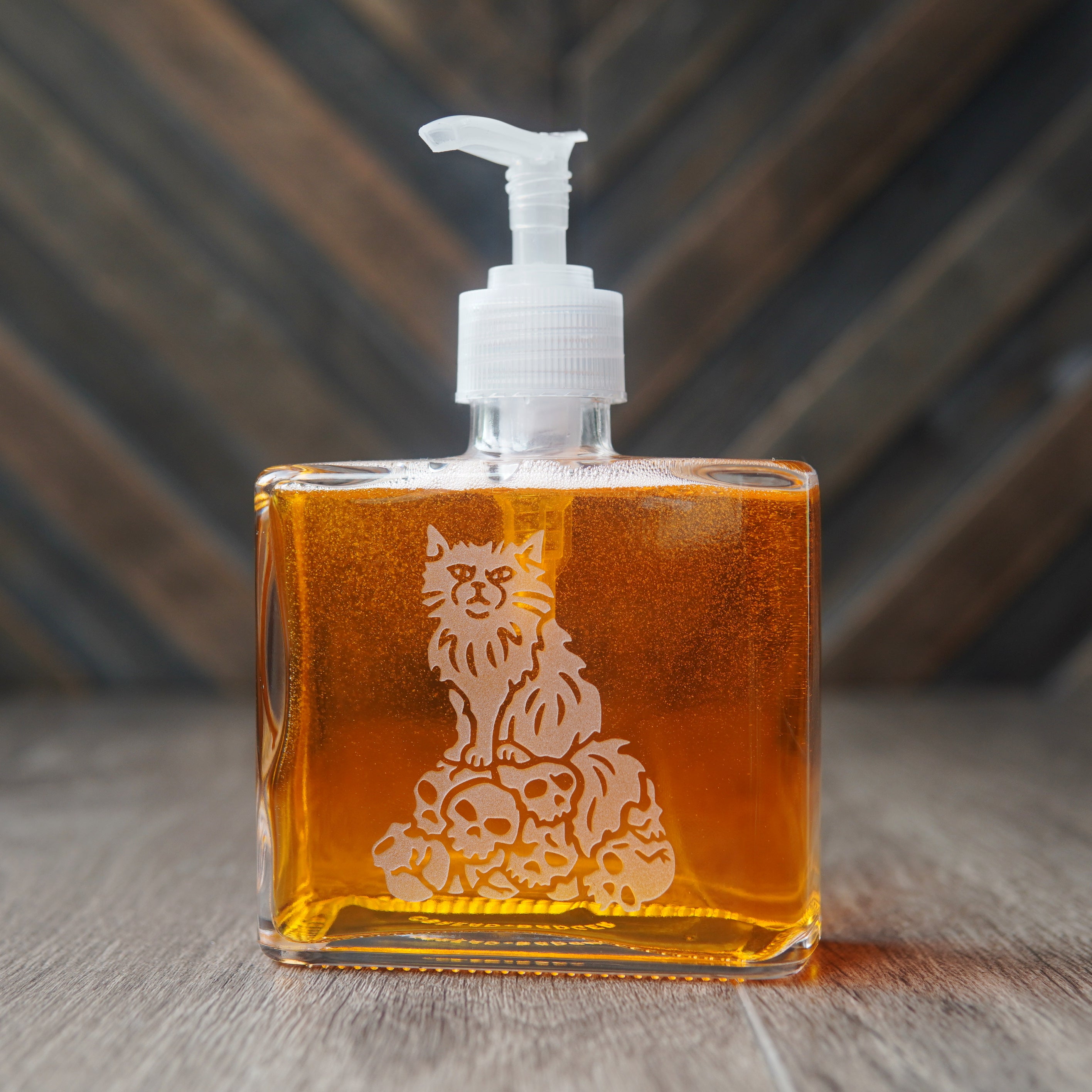 Bread & Badger Dungeon Cat Soap Dispenser - Thumbnail 2