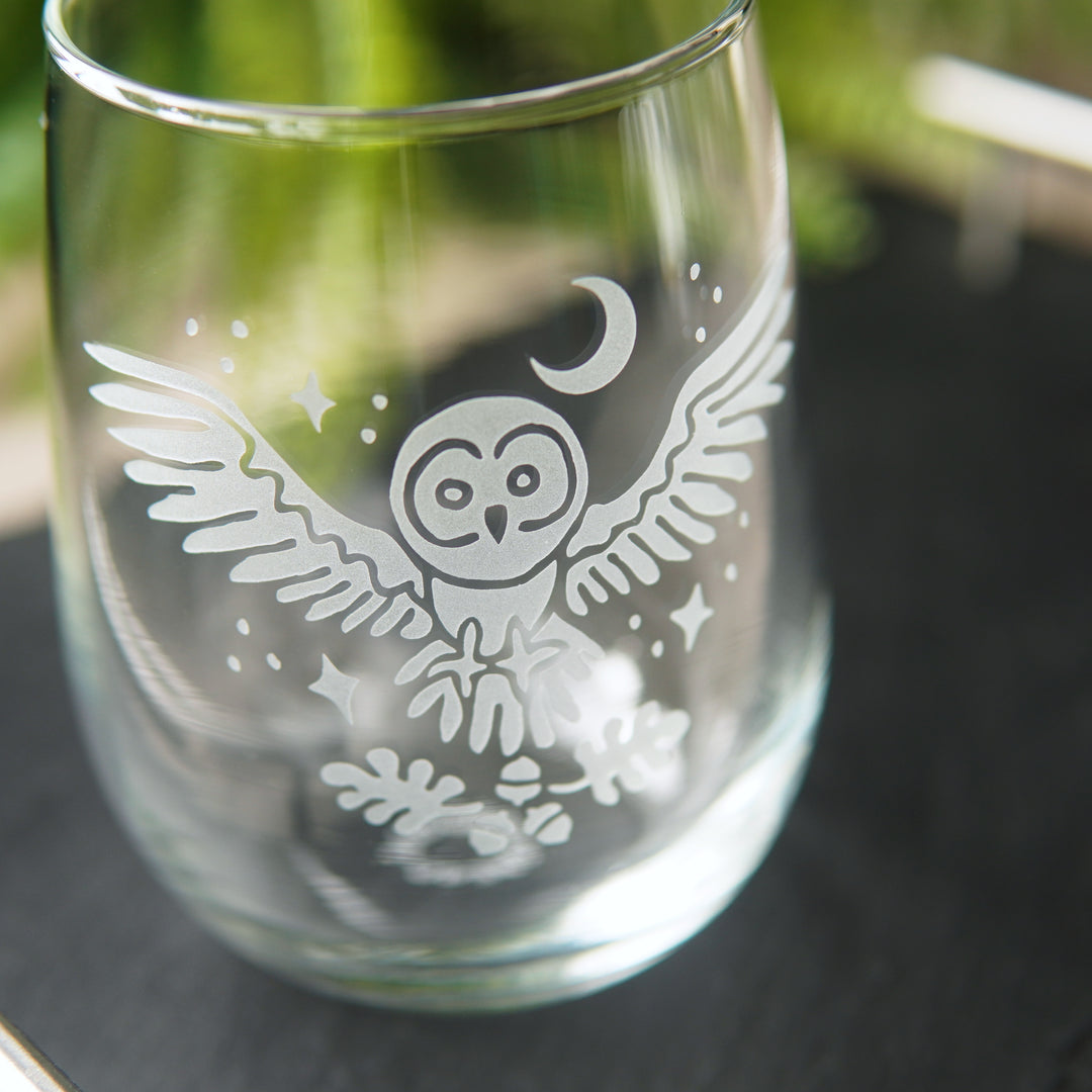 Owl + Oak Stemless Wine Glass - etched glassware