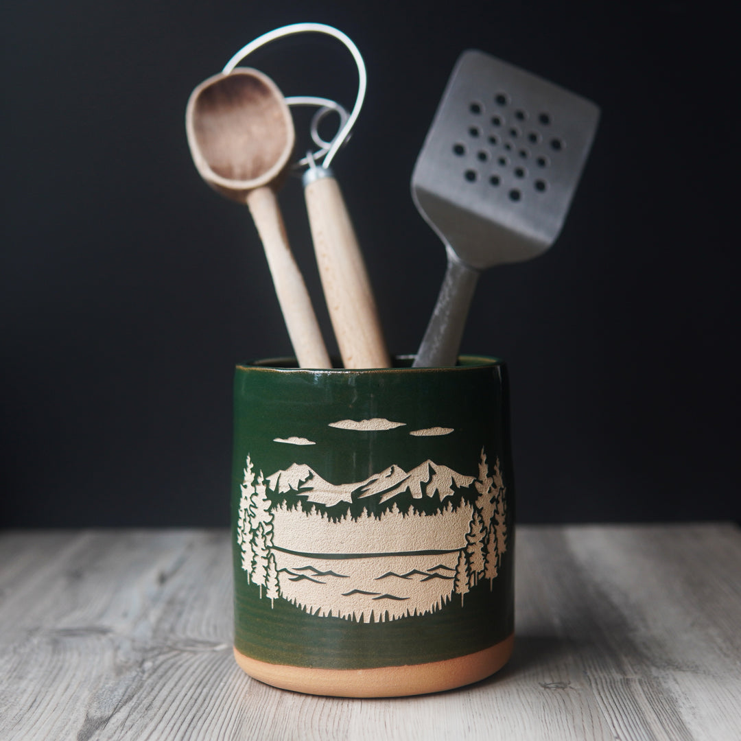 Mountains Kitchen Utensil Holder - Pine Green