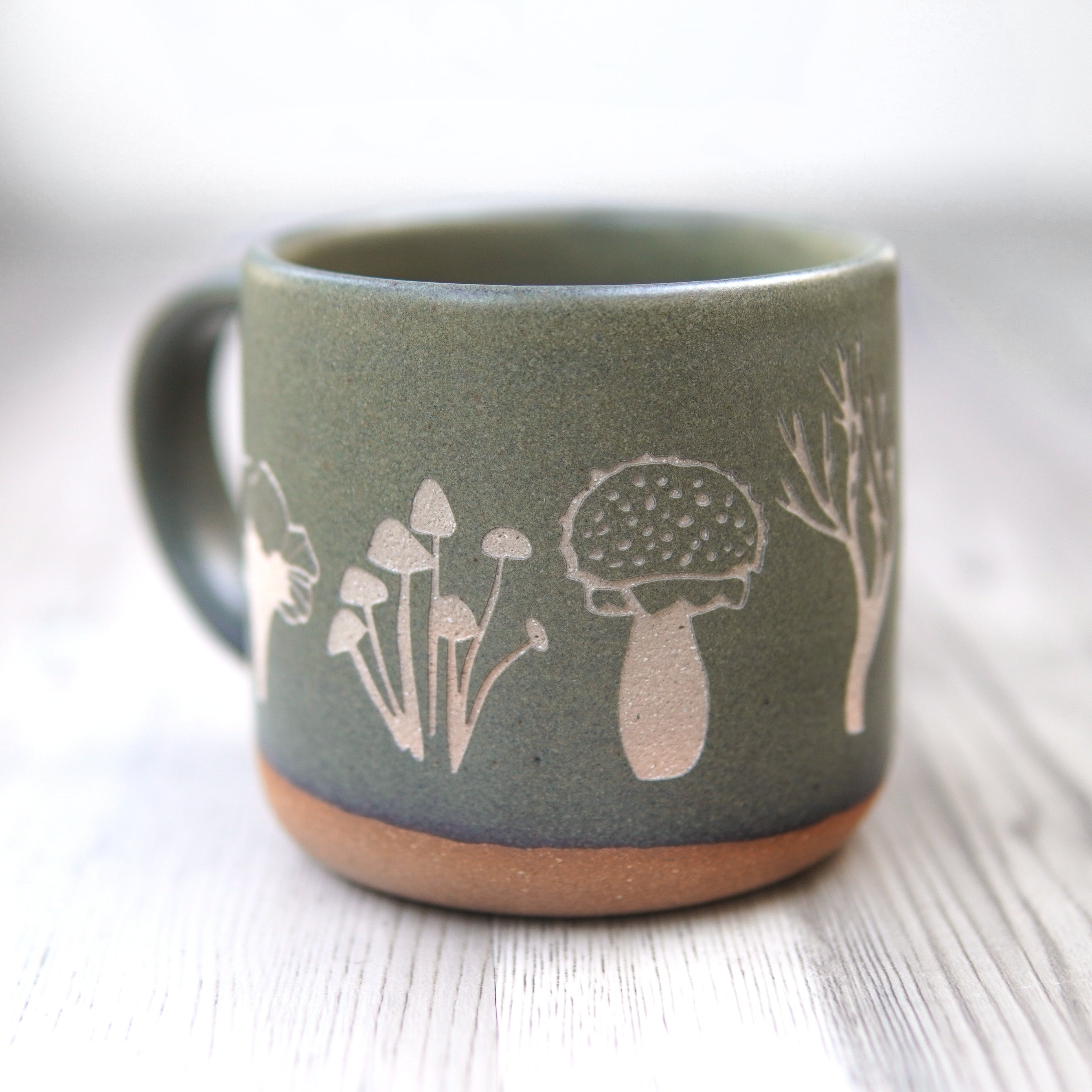 Mushroom mug in moss green