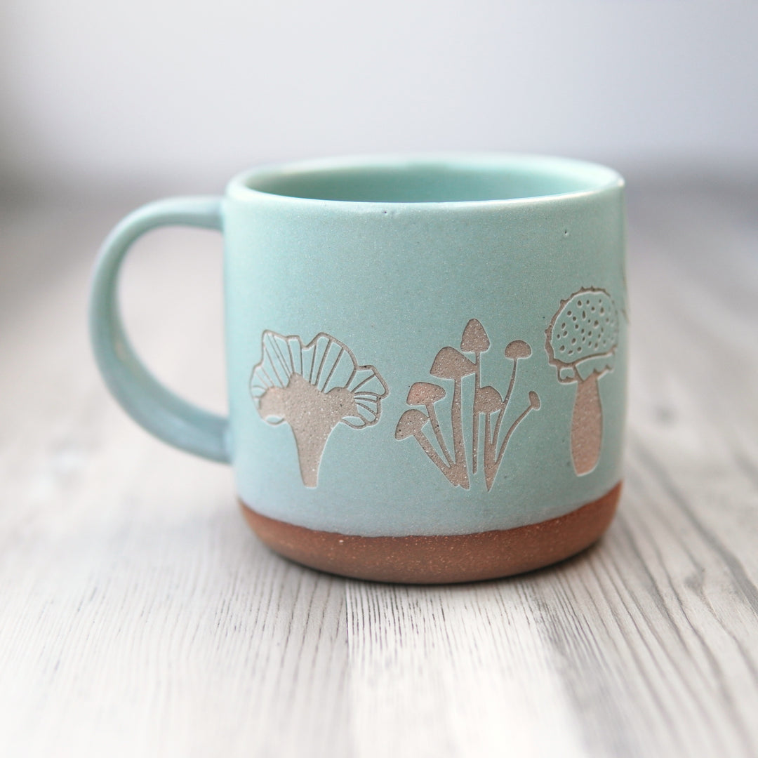 Mushroom Mug in Rain (Blue-Gray)