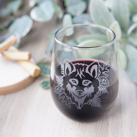 Wolf Etched Crystal 18 oz Wine Glass Set of 2